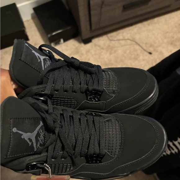 Jordan 4 black cats